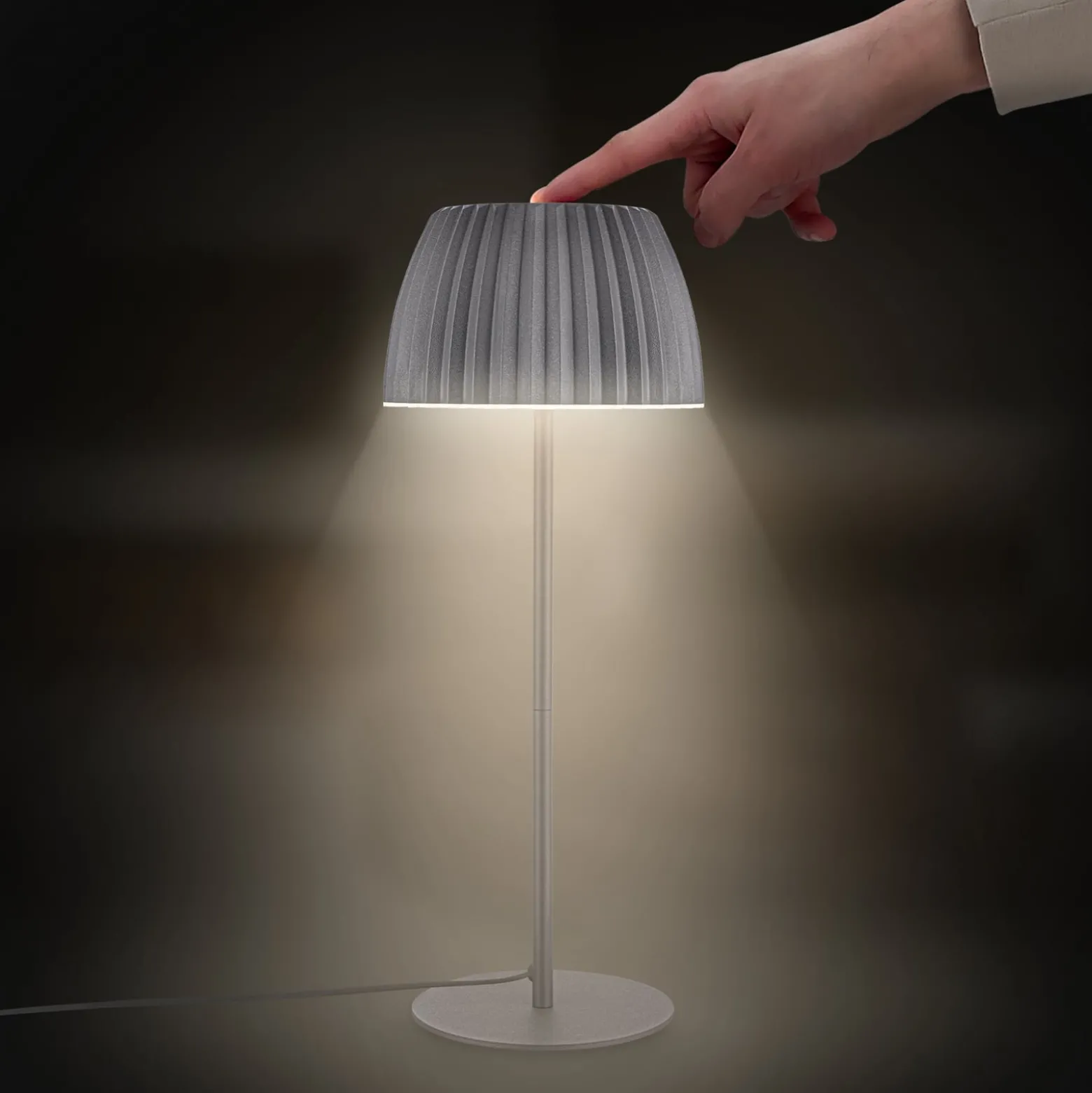 LED-pöytälamppu Loca, antrasiitti, korkeus 36 cm metalli/muovi