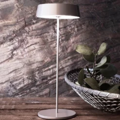 LED-pöytävalo Miram, akku, himmennettävä, harmaa