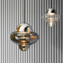 LED-riippuvalaisin Nutty XL, savuharmaa / kromivärinen, Ø 30 cm