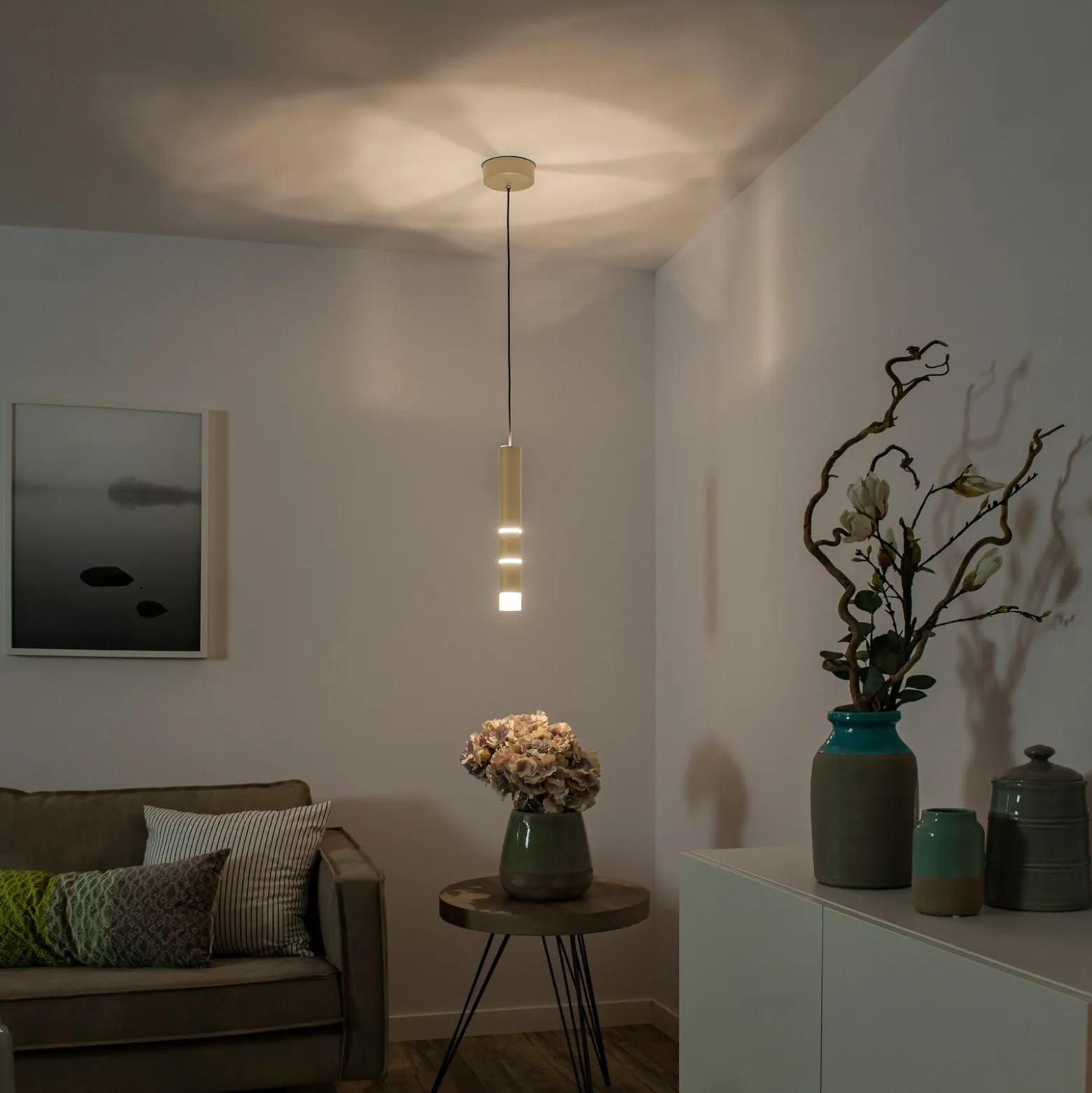 LED-riippuvalaisin PURE Vega, sylinterimallinen, messinki