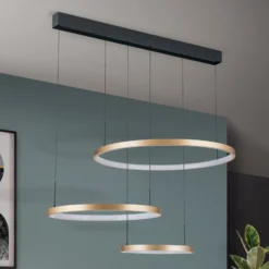 LED-riippuvalaisin Sphere 3-lamppuinen musta/kulta