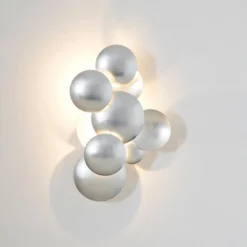 LED-seinävalaisin BOLLADARIA, hopea, 42 x 27 cm, metallinen, himmennettävä
