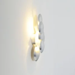 LED-seinävalaisin BOLLADARIA, hopea, 42 x 27 cm, metallinen, himmennettävä