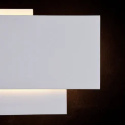 LED-seinävalaisin Trame, kulmikas