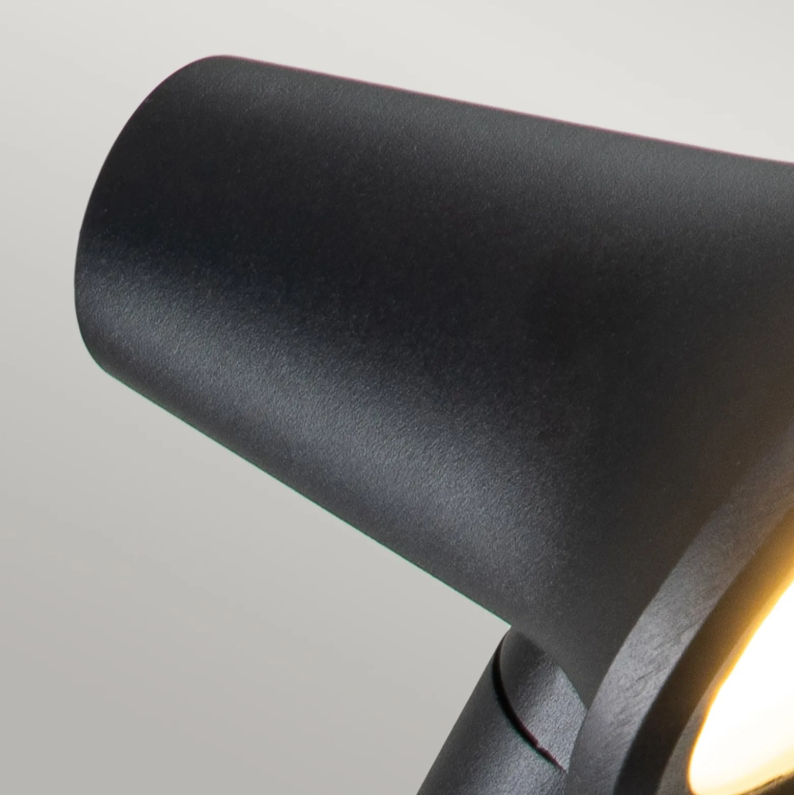 LED-ulkoseinävalaisin Selma IP66, musta