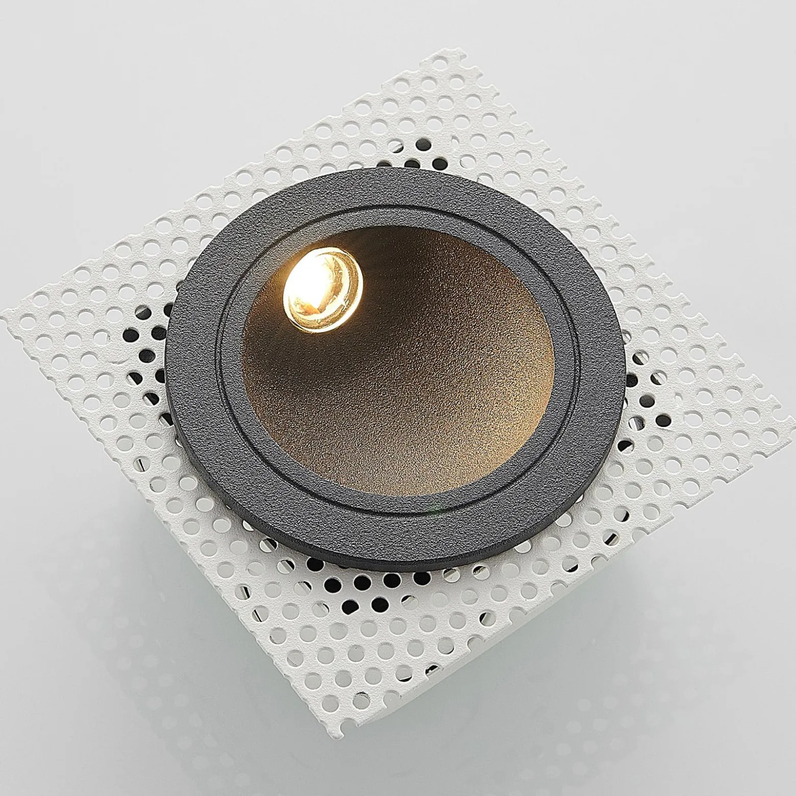 LED upotettava seinävalaisin Pordis, IP65, pyöreä