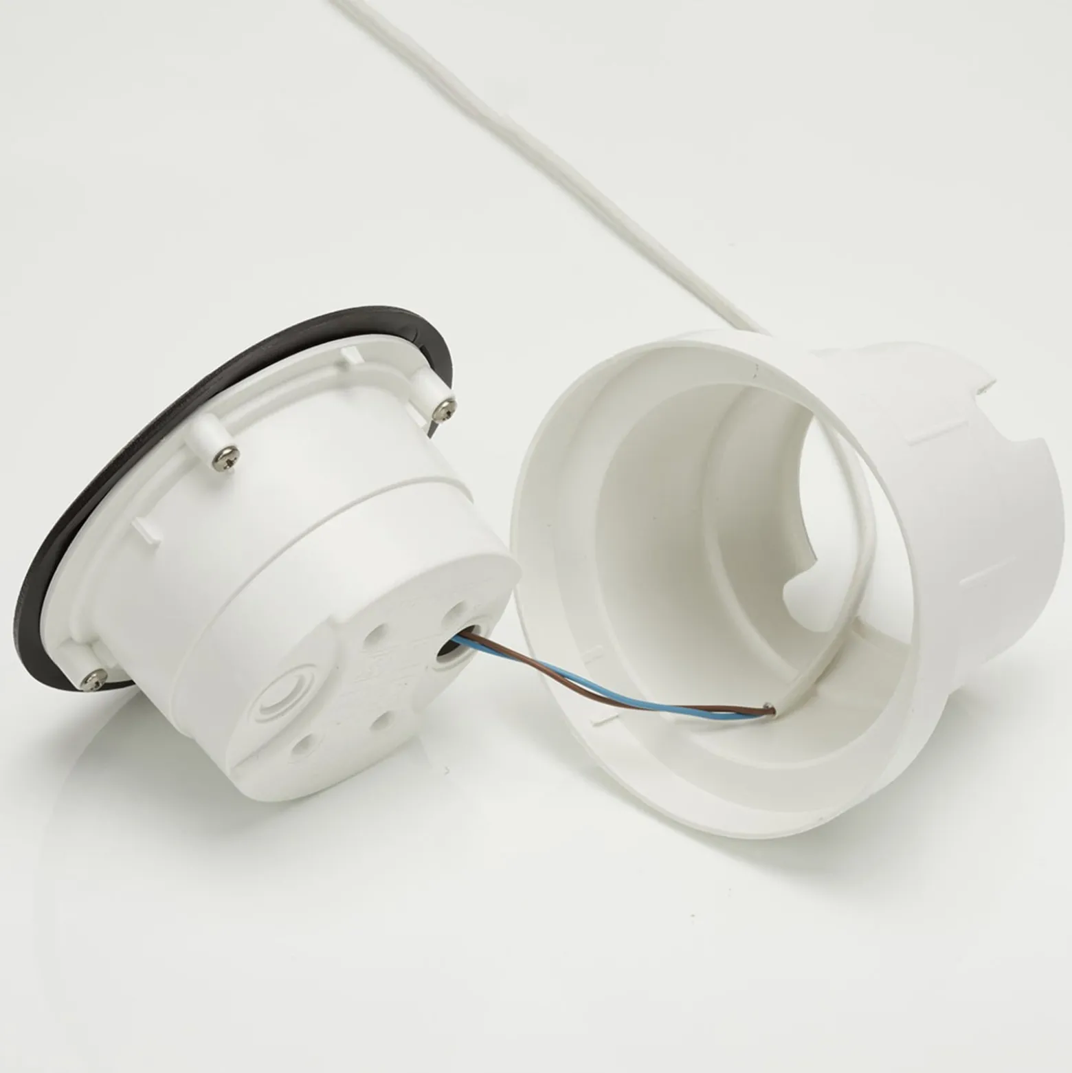 LED-uppovalo Ceci 160-3L musta CCT