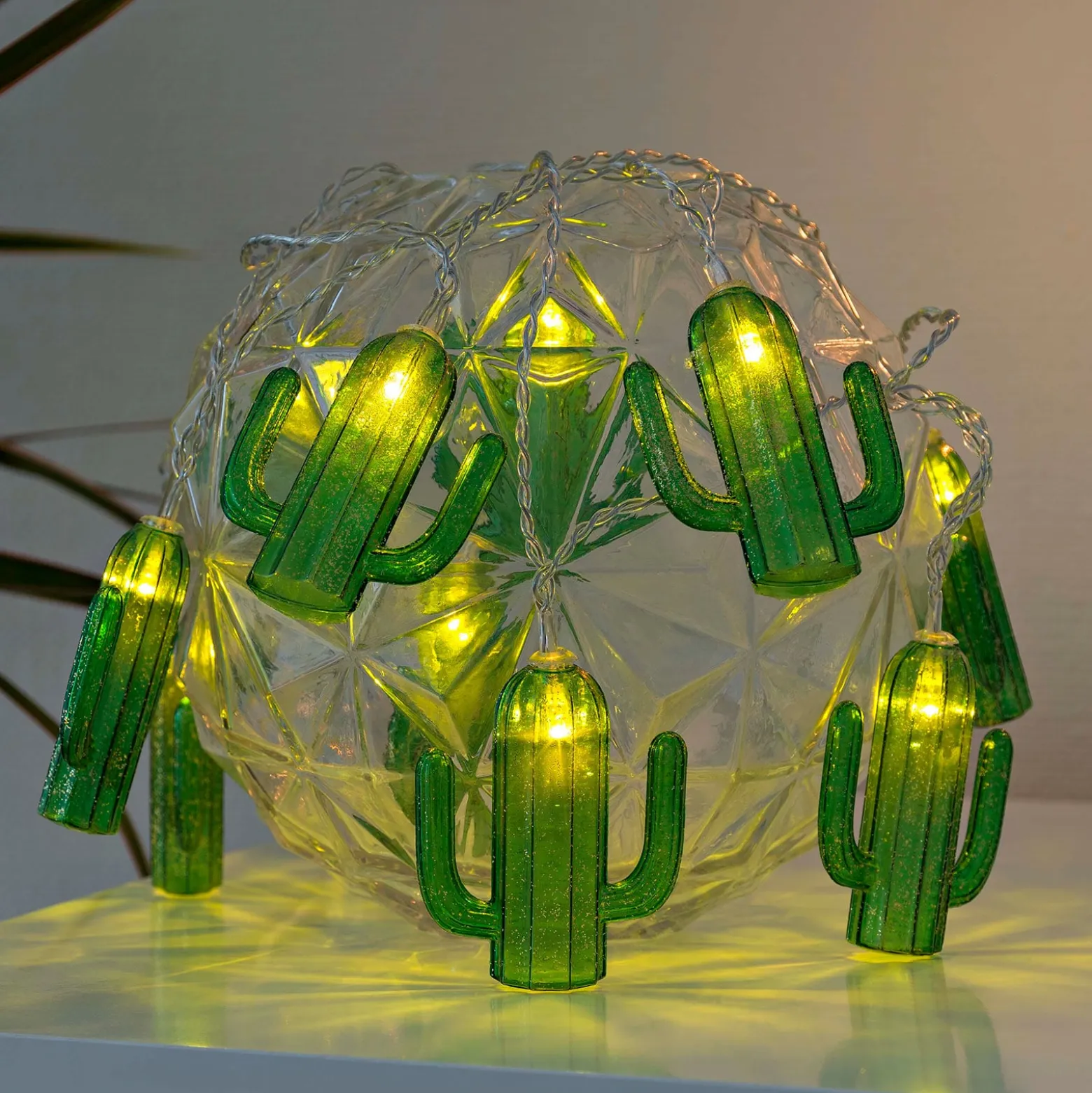 LED-valoketju Kaktukset, paristokäyttöinen