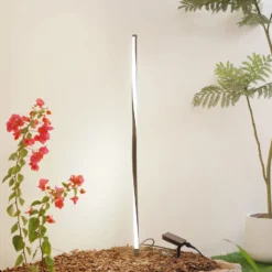 Lindby aurinkokäyttöinen LED-valaisin Sabriel, suora, musta, alumiini, 3000K