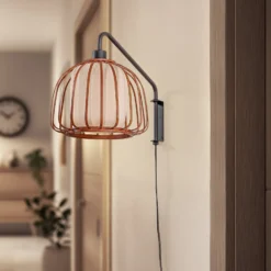 Lindby Davella-seinävalaisin, Ø 26 cm, musta, bambu, tekstiili