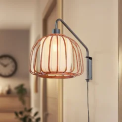Lindby Davella-seinävalaisin, Ø 26 cm, musta, bambu, tekstiili