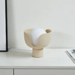 Lindby Fiora pöytävalaisin, beige, lasia, metallia, Ø 20 cm