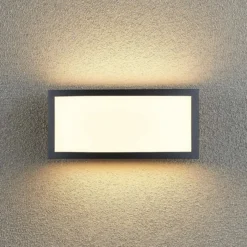 Lindby Jakari LED-ulkoseinävalaisin, kulmikas, valkoinen