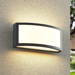 Lindby Jakari LED-ulkoseinävalaisin, kulmikas, valkoinen