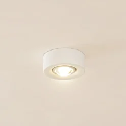 Lindby kattovalaisin Levia, 1-valo, Ø 14 cm, valkoinen, kipsi