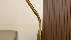 Lindby lattiavalaisin Elaina, messingin värinen, 162cm, joustava, E14