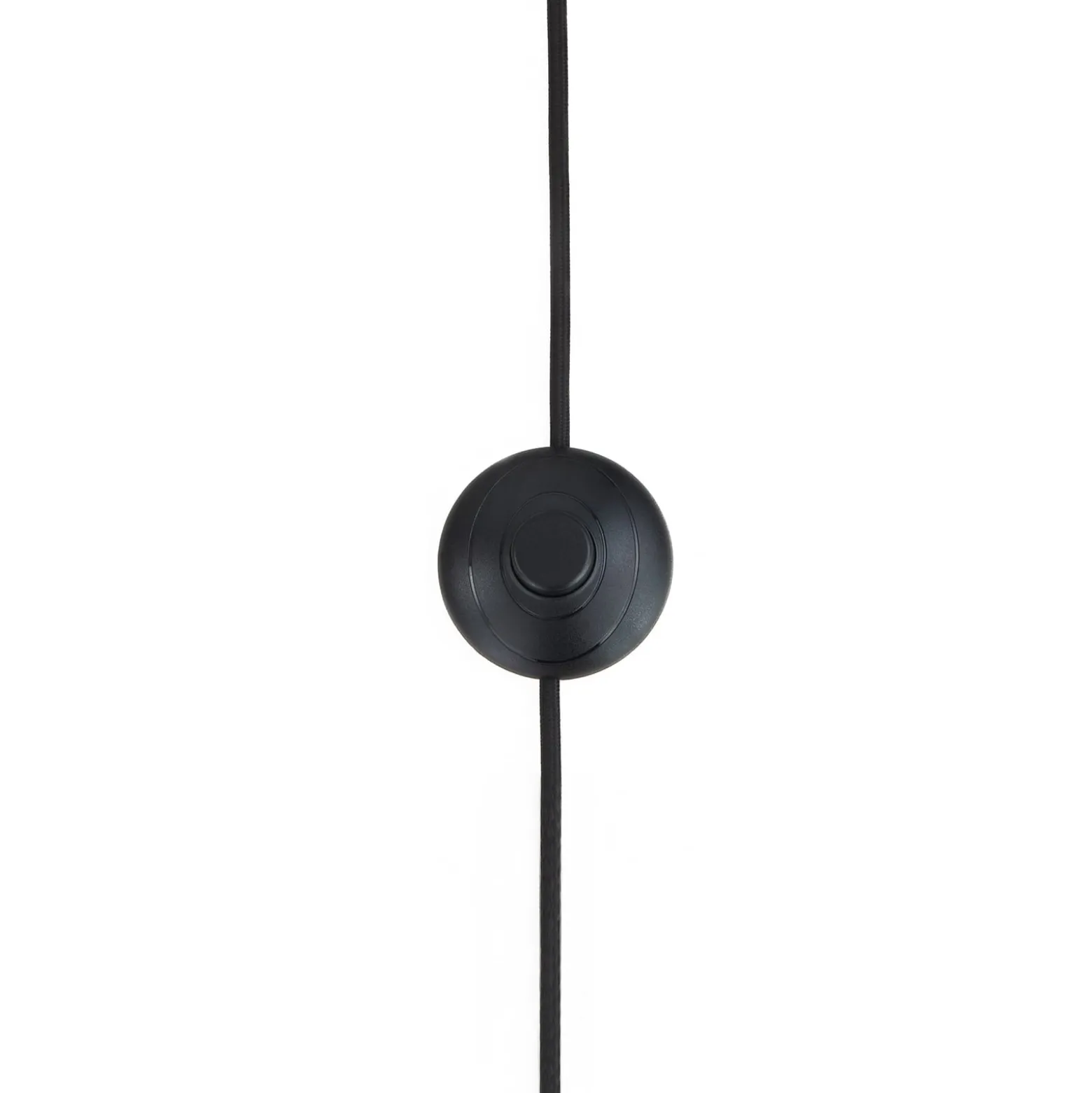 Lindby lattiavalaisin Tamira, musta, rottinki, 143 cm korkea, E27