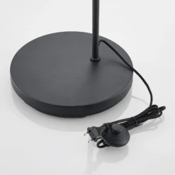 Lindby lattiavalaisin Trebale, musta, puu, 154 cm, E27