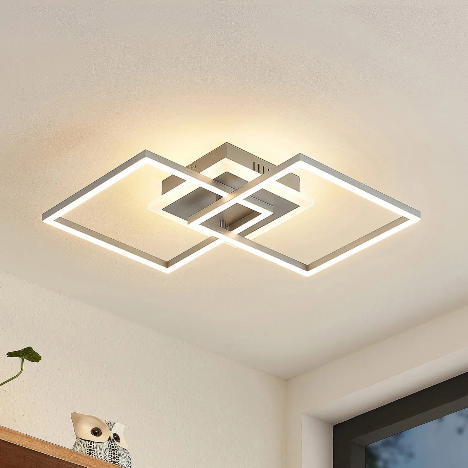 Lindby LED-kattovalaisin Fjardo, kulmikas, hopea, CCT, kaukosäädin
