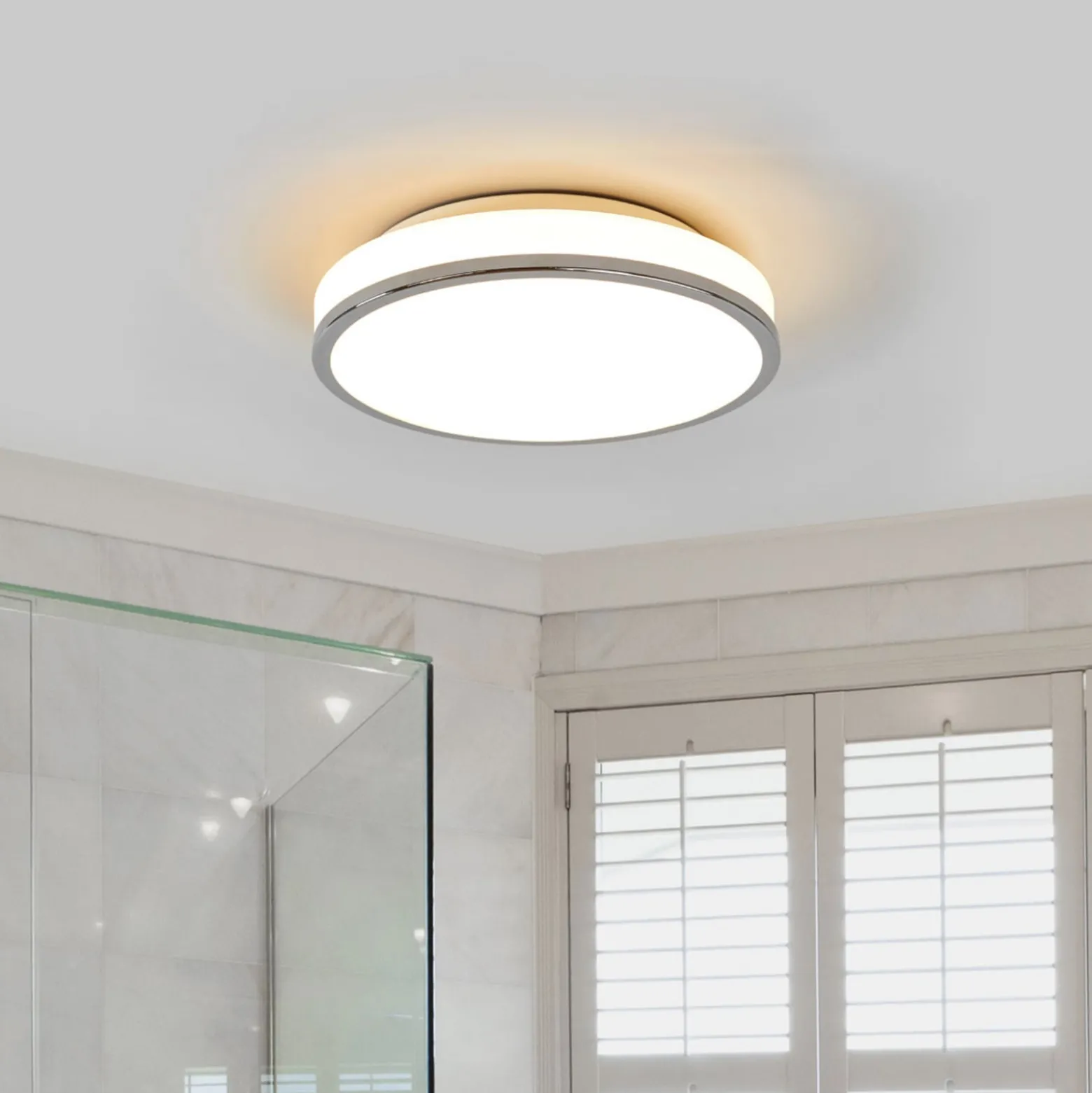 Lindby LED-kattovalaisin Lyss, Ø 28 cm, kromivärinen, IP44