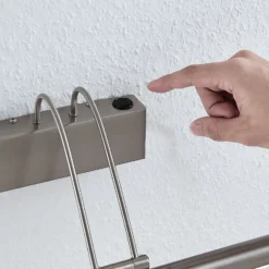 Lindby LED-kuvavalaisin Mailine, 69 cm, nikkeli, kytkin