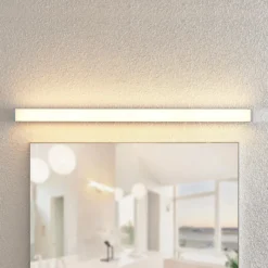 Lindby LED-kylpyhuonevalaisin Klea, 90 cm, kromi, metalli, IP 44