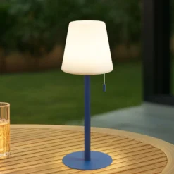 Lindby LED-ladattava valaisin Azalea sininen alumiini CCT korkeussäädettävä
