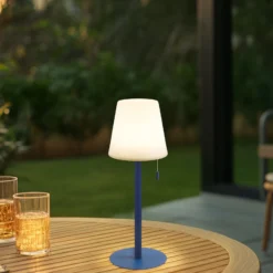 Lindby LED-ladattava valaisin Azalea sininen alumiini CCT korkeussäädettävä