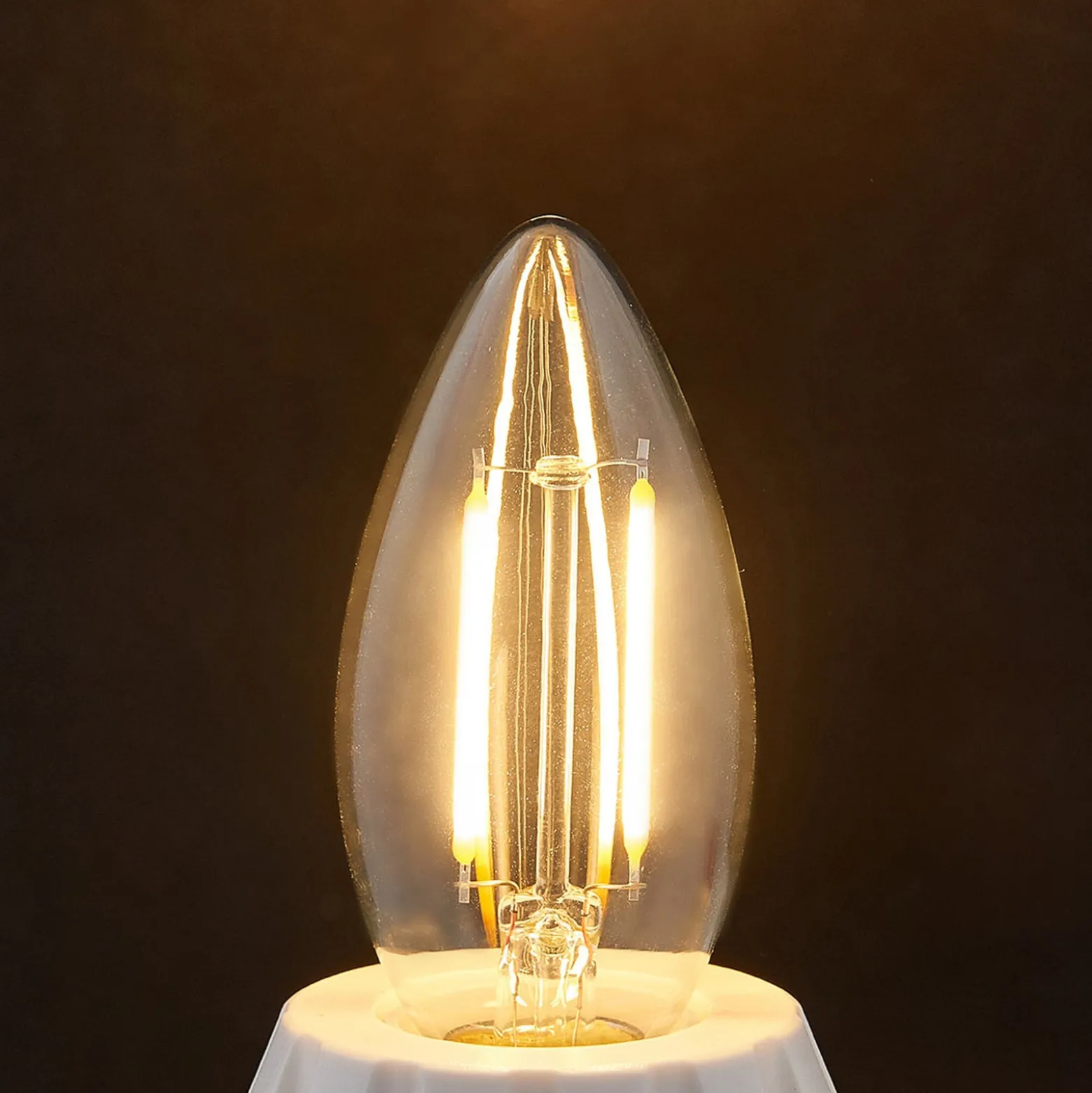 Lindby LED-lamppu, kynttilä, E14, 2 W, kirkas, 2 700 K