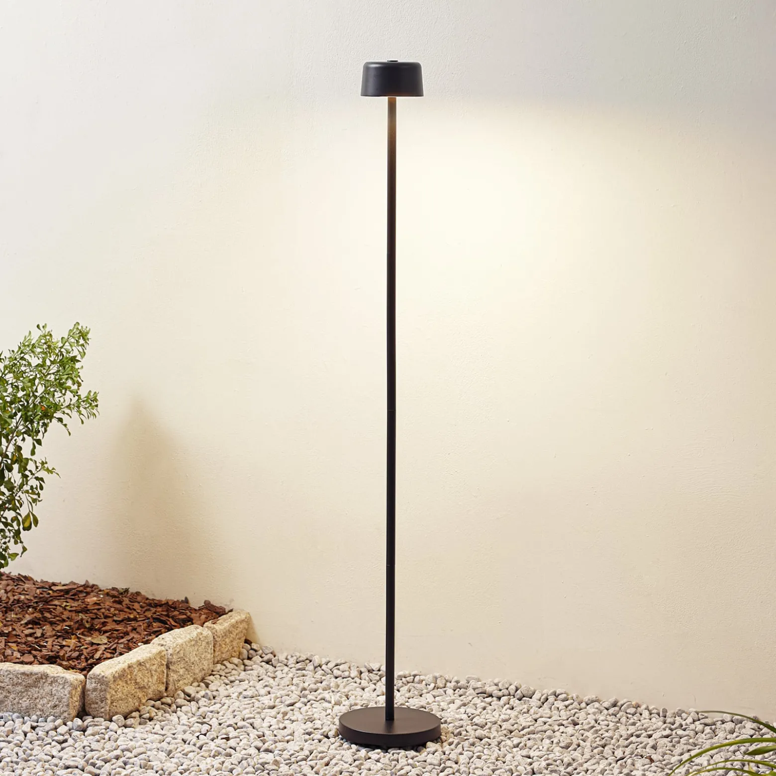 Lindby LED-lattiavalaisin Isason, musta, alumiinia, Ø 11 cm