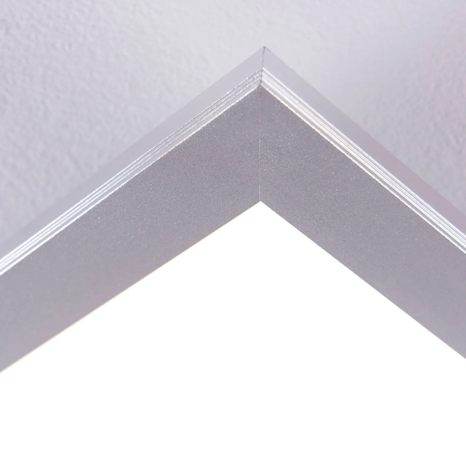 Lindby LED-paneeli Livel, 4000K, 120cm x 30cm, hopea, metallia