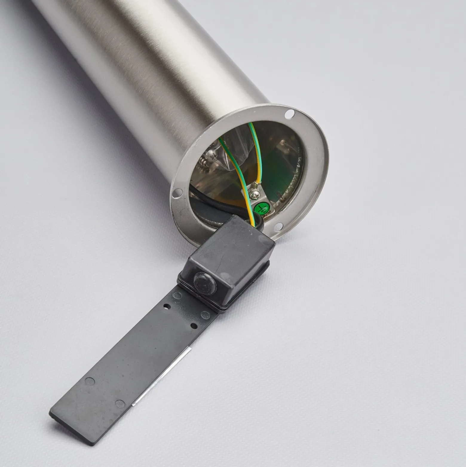 Lindby LED-pylväsvalaisin Lanea, 60 cm, harmaa, ruostumaton teräs, IP44