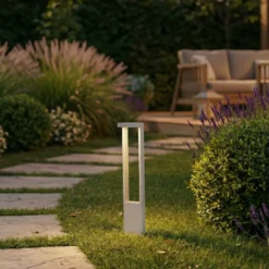 Lindby LED-pylväsvalaisin Lonete, valkoinen, korkeus 65 cm, IP65