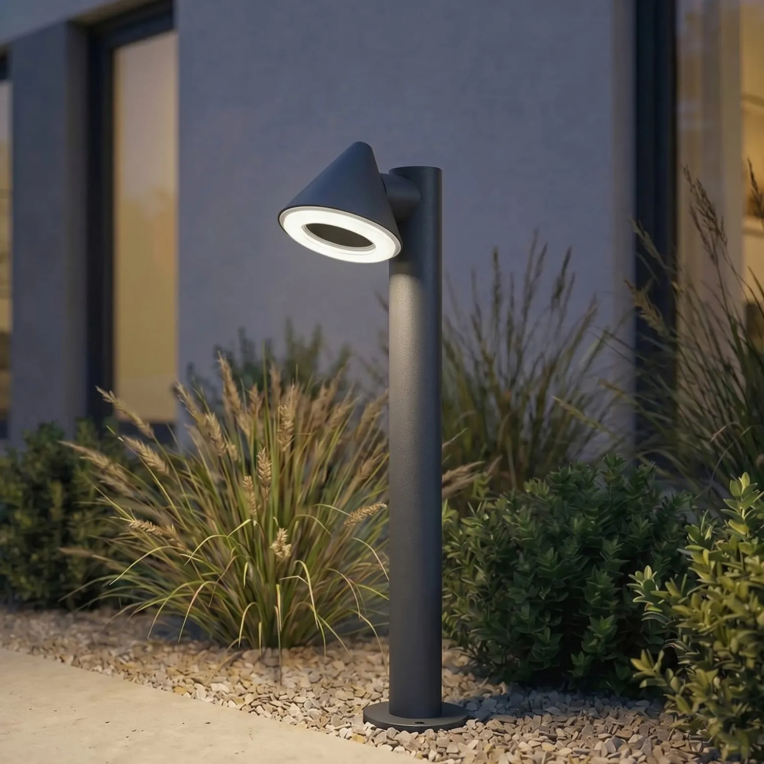 Lindby LED-pylväsvalaisin Soran, musta, 60 cm, metalli, IP44
