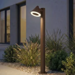 Lindby LED-pylväsvalaisin Soran, ruskea, 100 cm, metalli, IP44
