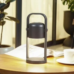 Lindby LED-pöytävalaisin Kalevi, musta, alumiini, CCT