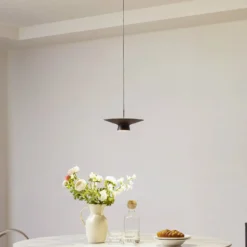 Lindby LED-riippuvalaisin Norvind, 2-lamppuinen, musta, metalli