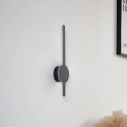 Lindby LED-seinävalaisin Borian, musta, alumiini, 40 cm