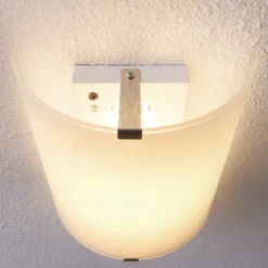 Lindby LED-seinävalaisin Helmi, korkeus 21 cm, lasi, puoliympyrän muotoinen