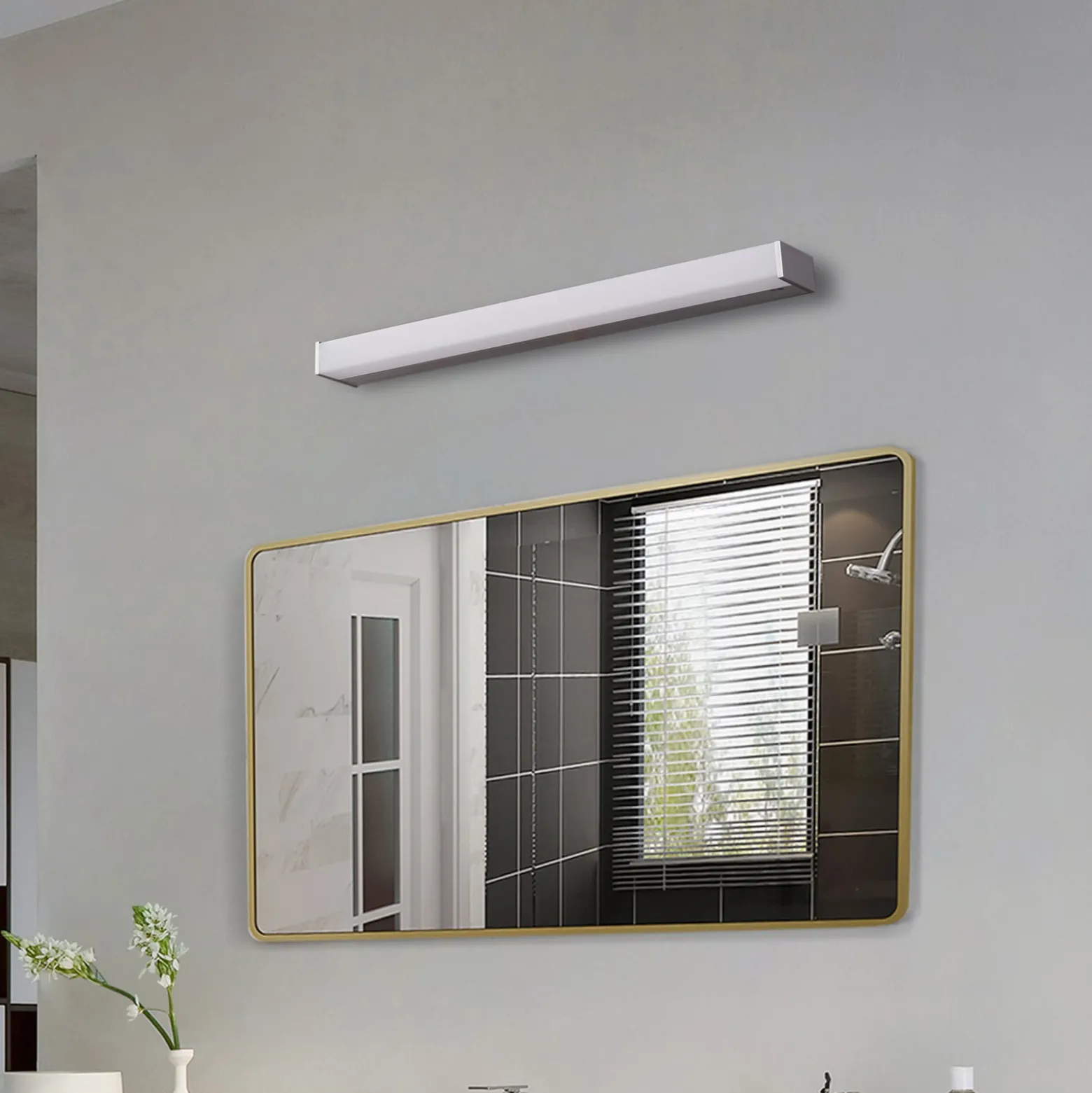 Lindby LED-seinävalaisin Philippa, kulmikas, 59 cm, alumiinivärinen, IP44