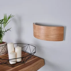 Lindby LED-seinävalaisin Rafailia, leveys 33cm, puu, 3,000K