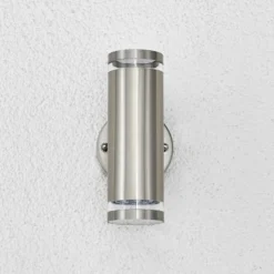 Lindby LED-ulkoseinälamppu Tiberius, ruostumaton teräs, ylös/alas, IP44