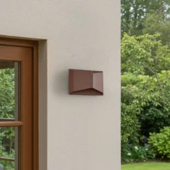 Lindby LED-ulkoseinävalaisin Anlira, ruskea, Up & down, IP65