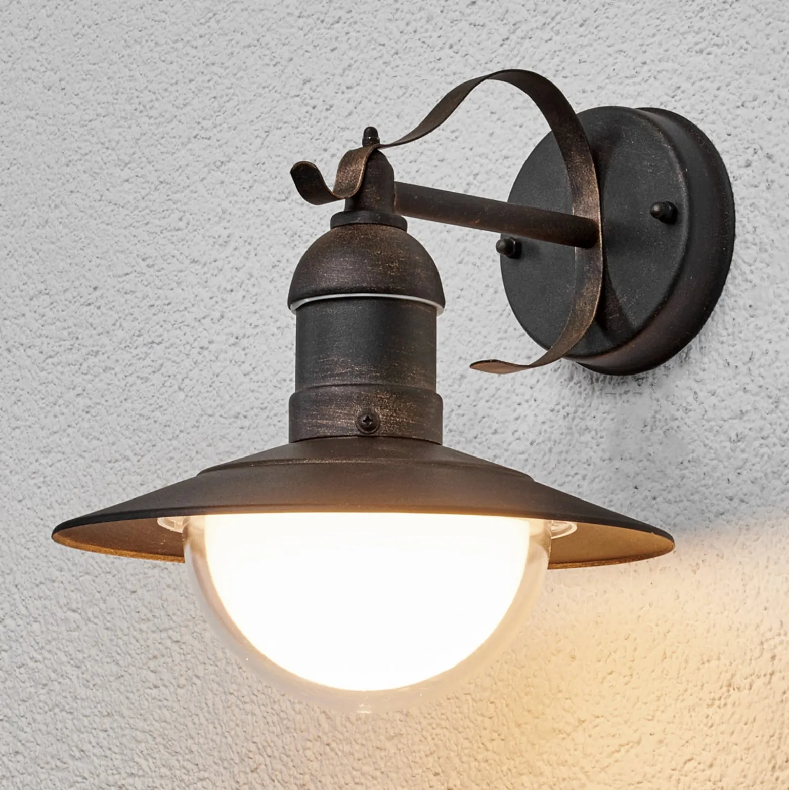 Lindby LED-ulkoseinävalaisin Clea, leveys 24 cm, metallia
