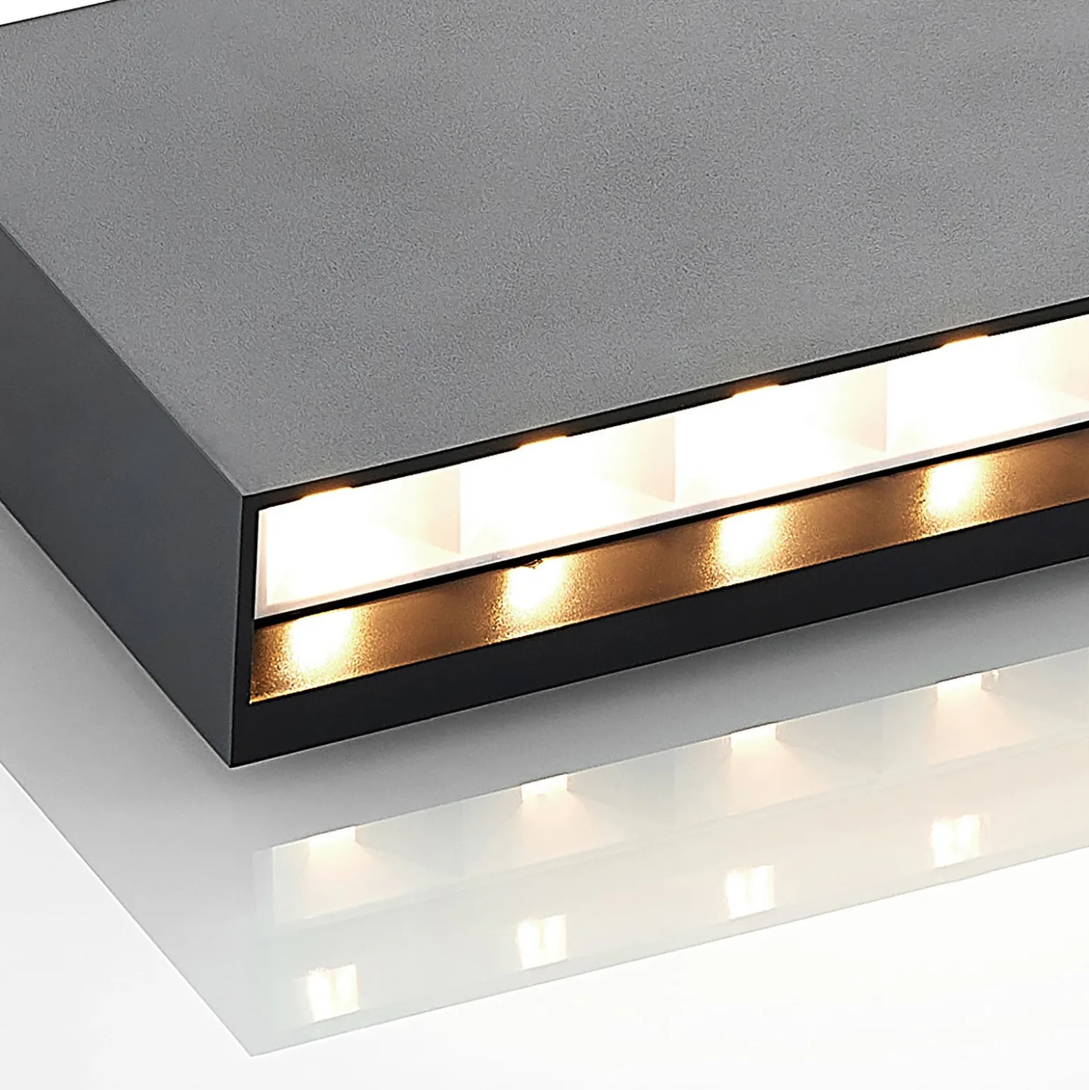 Lindby LED-ulkoseinävalaisin Jarte, 20cm, ylös/alas, harmaa, IP65