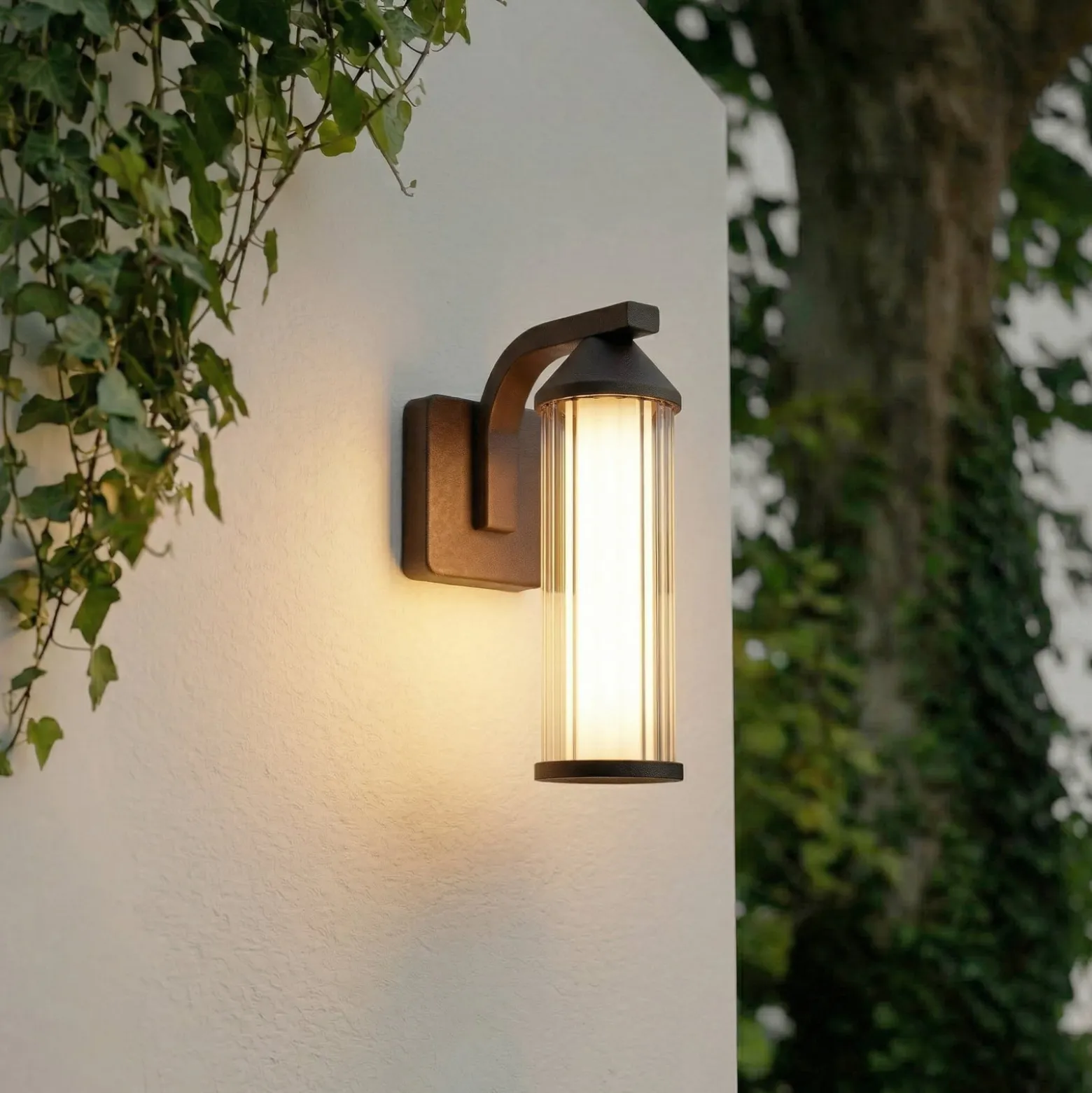 Lindby LED-ulkoseinävalaisin Neravio, ruoste, korkeus 26 cm, IP54