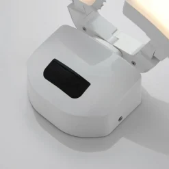Lindby LED-ulkoseinävalaisin Nikias, 30 cm, anturi, 2-valo, valkoinen