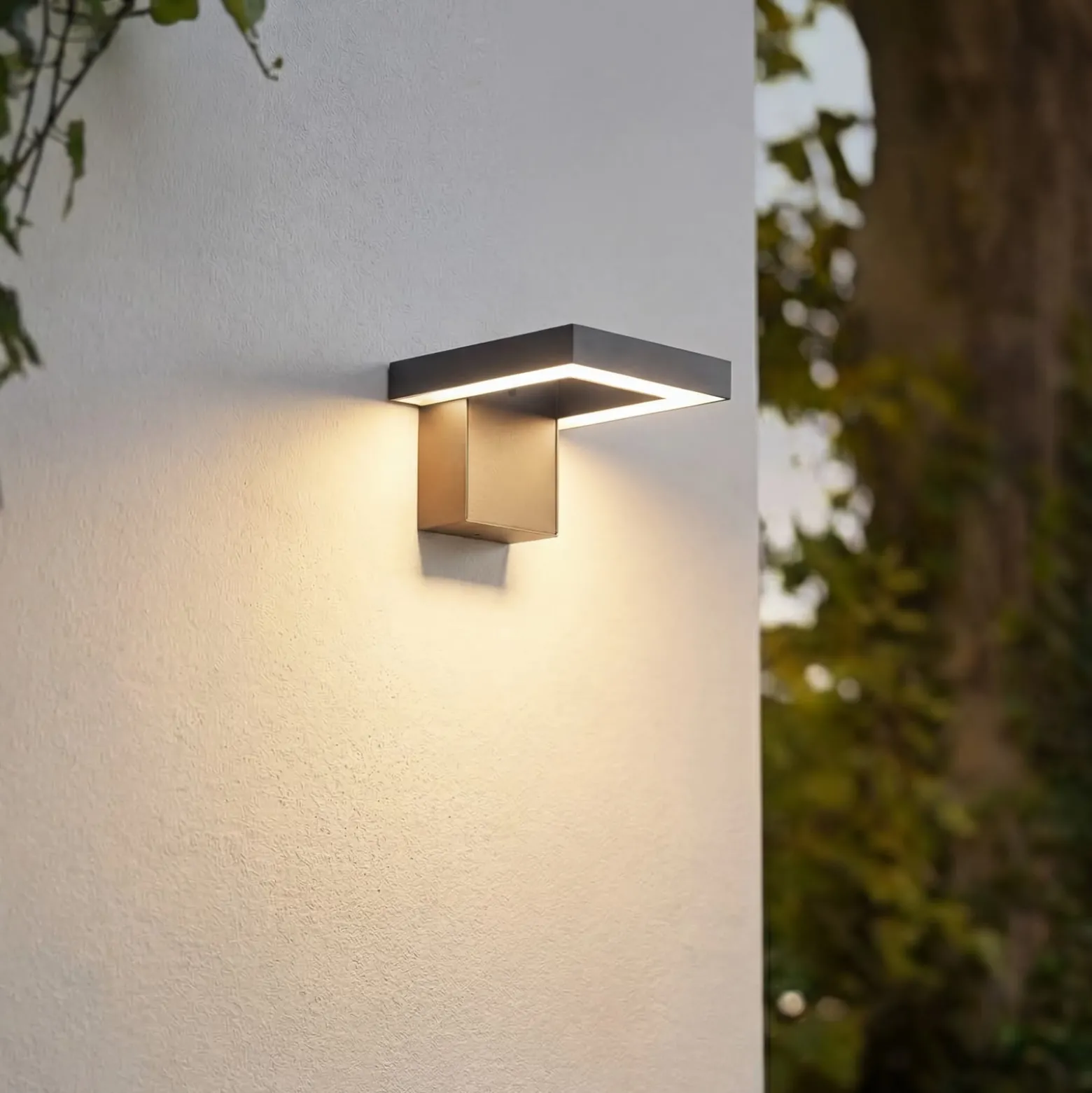 Lindby LED-ulkoseinävalaisin Orbin, harmaa, kallistettava, CCT, IP54
