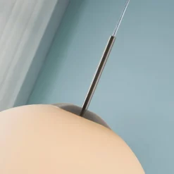 Lindby Riippuvalaisin Marike, Ø 40 cm, valkoinen, lasi, pallopallo, E27