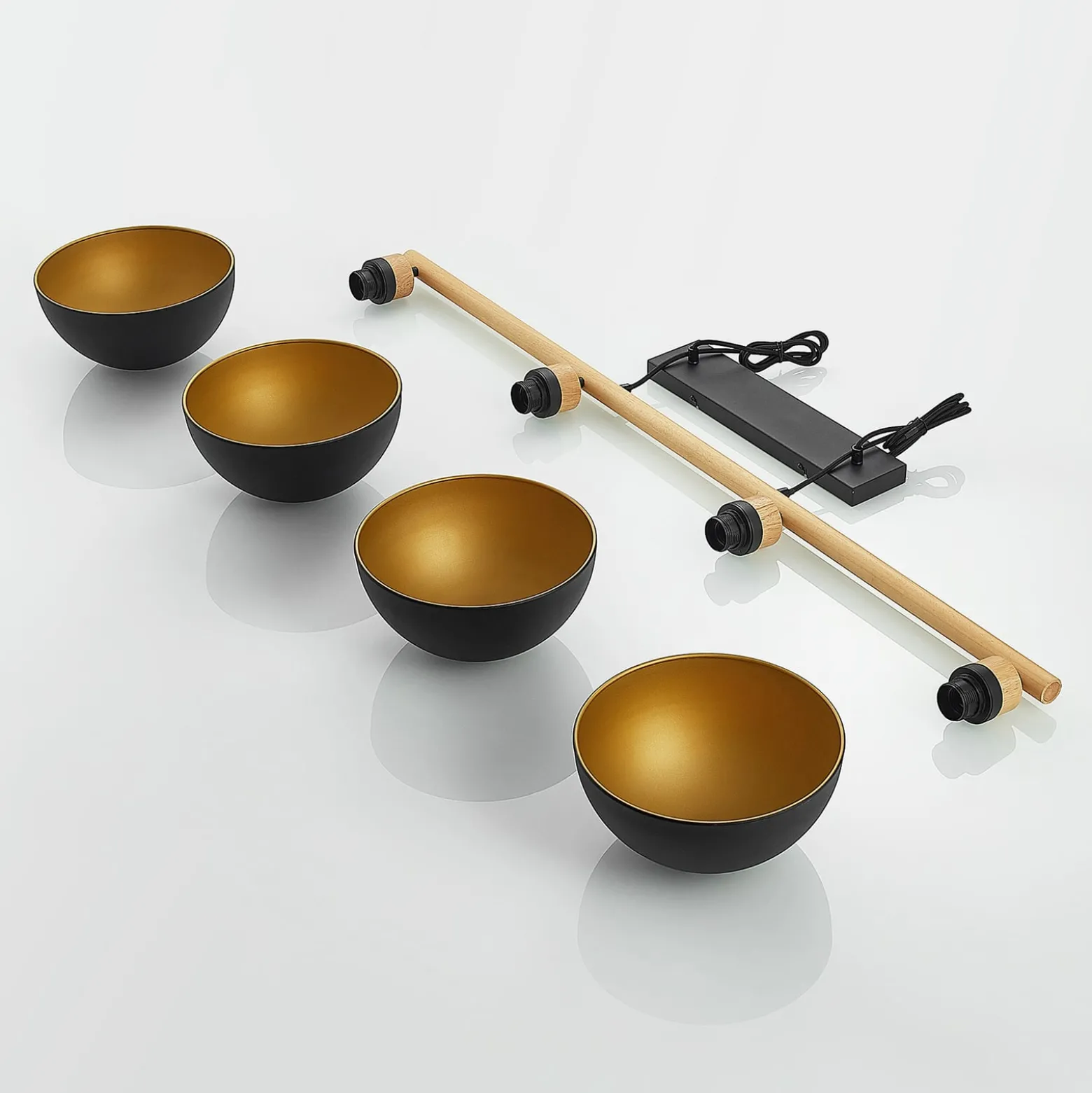 Lindby riippuvalaisin Tirzana, 4-valo, musta, metalli, puu